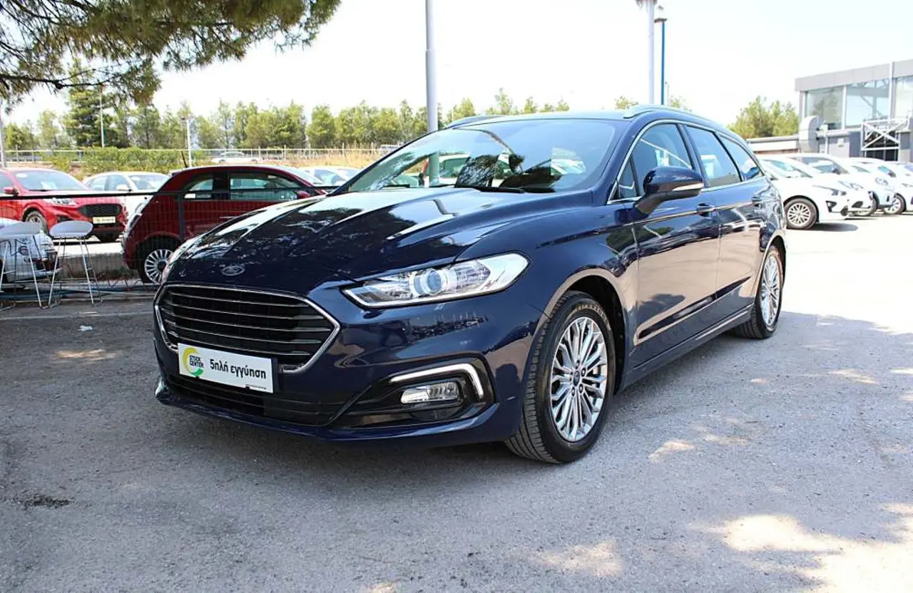 Ford Mondeo - View 3