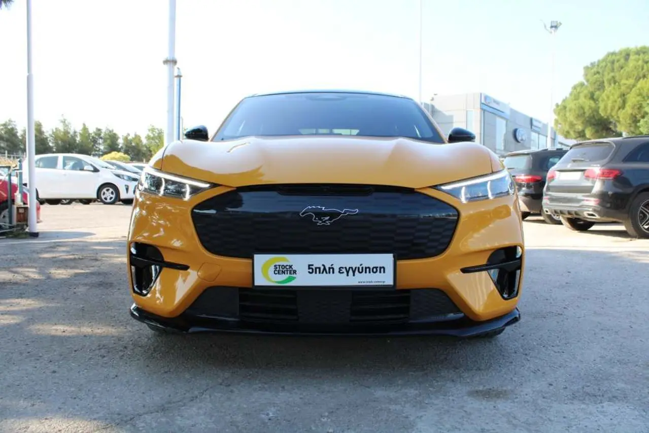 Ford Mustang Mach-E - View 3