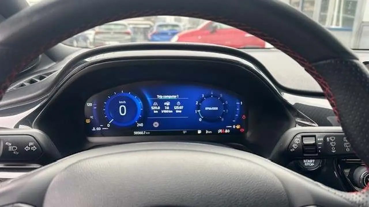 https://cdn.autoq.gr/websites/stock-center.gr/images/vehicles/ford-puma-5-hronia-eggyisi-puma-l-ecoboost-hybrid-125hp-st-10-hybrid-petrol-aspro/10_18.jpg