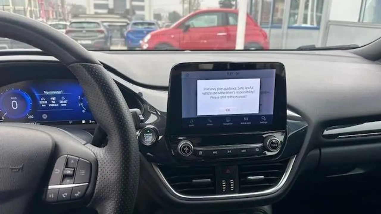 https://cdn.autoq.gr/websites/stock-center.gr/images/vehicles/ford-puma-5-hronia-eggyisi-puma-l-ecoboost-hybrid-125hp-st-10-hybrid-petrol-aspro/12_18.jpg