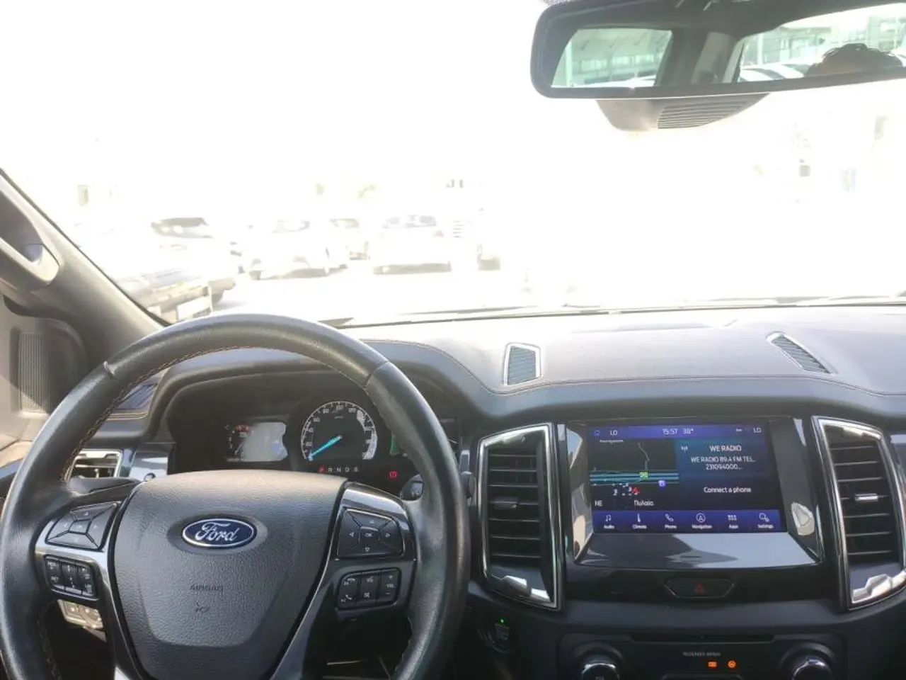https://cdn.autoq.gr/websites/stock-center.gr/images/vehicles/ford-ranger-1-hrono-eggyisi-wild-track-mayro-2020/11_8.jpg