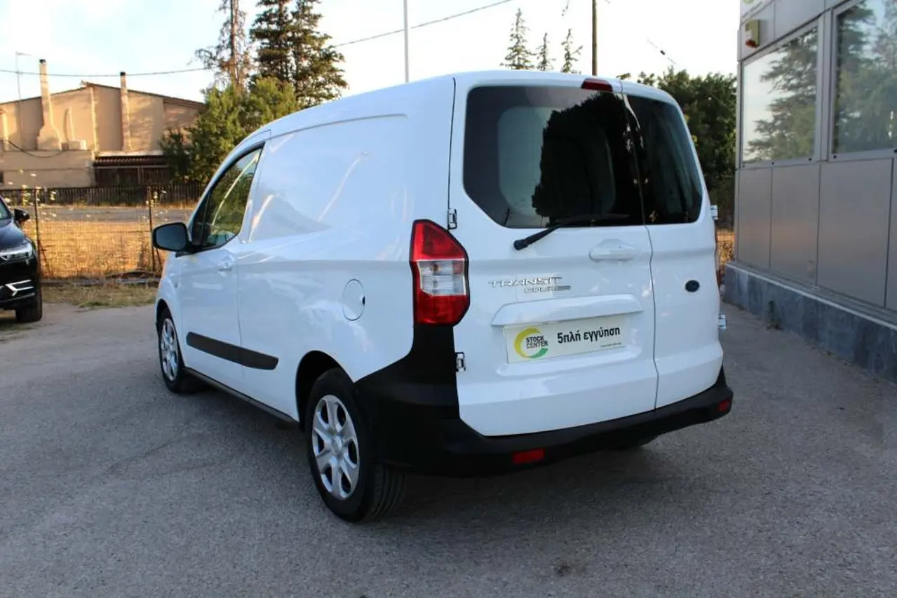 https://cdn.autoq.gr/websites/stock-center.gr/images/vehicles/ford-transit-courier-1-hrono-eggyisi-trend-diesel-ofelimo-477kg-mikto-1795kg-aspro/ford-courier-itx8967-26.jpg