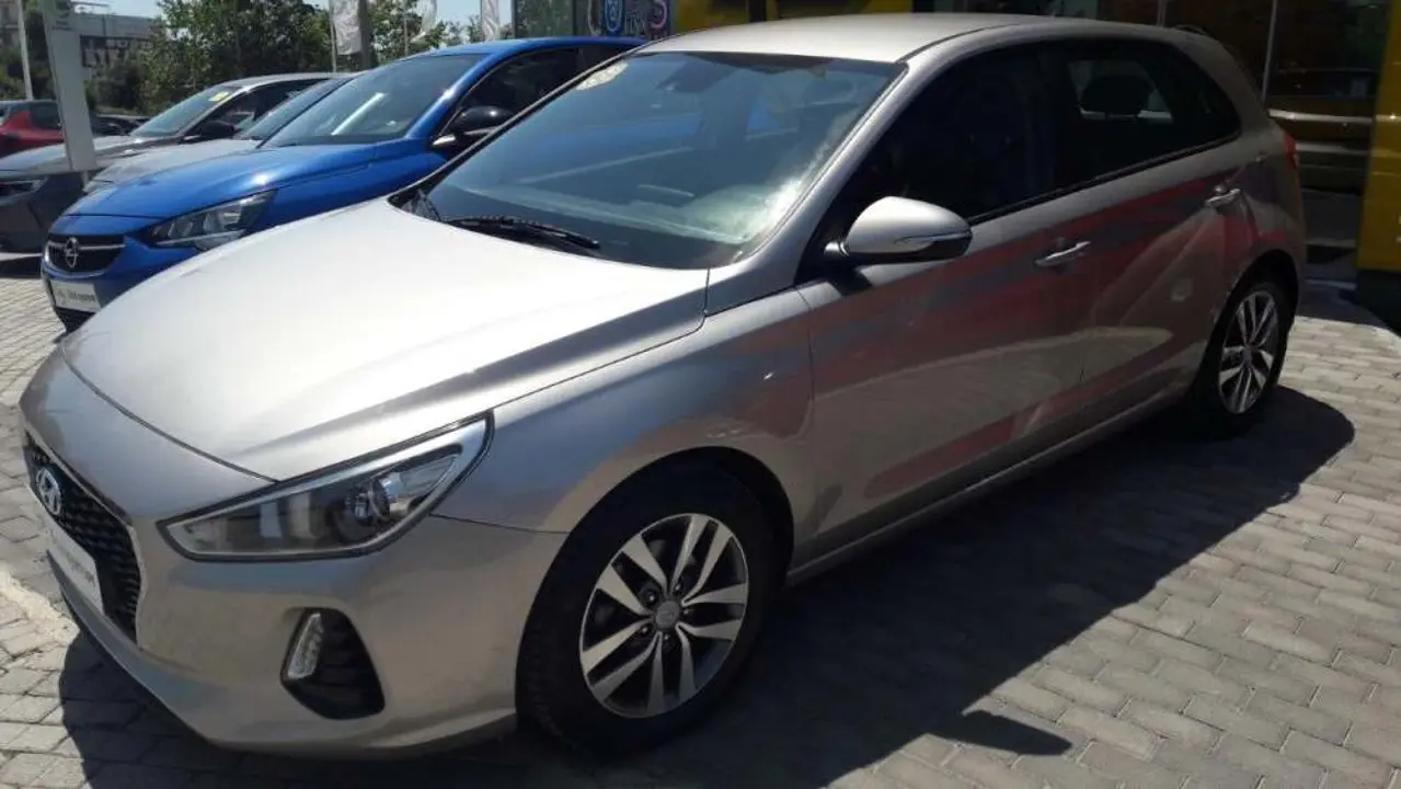 Hyundai i30 - View 2