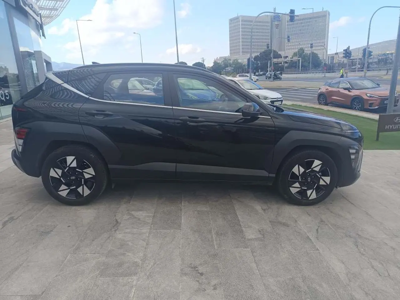 Hyundai Kona - View 3