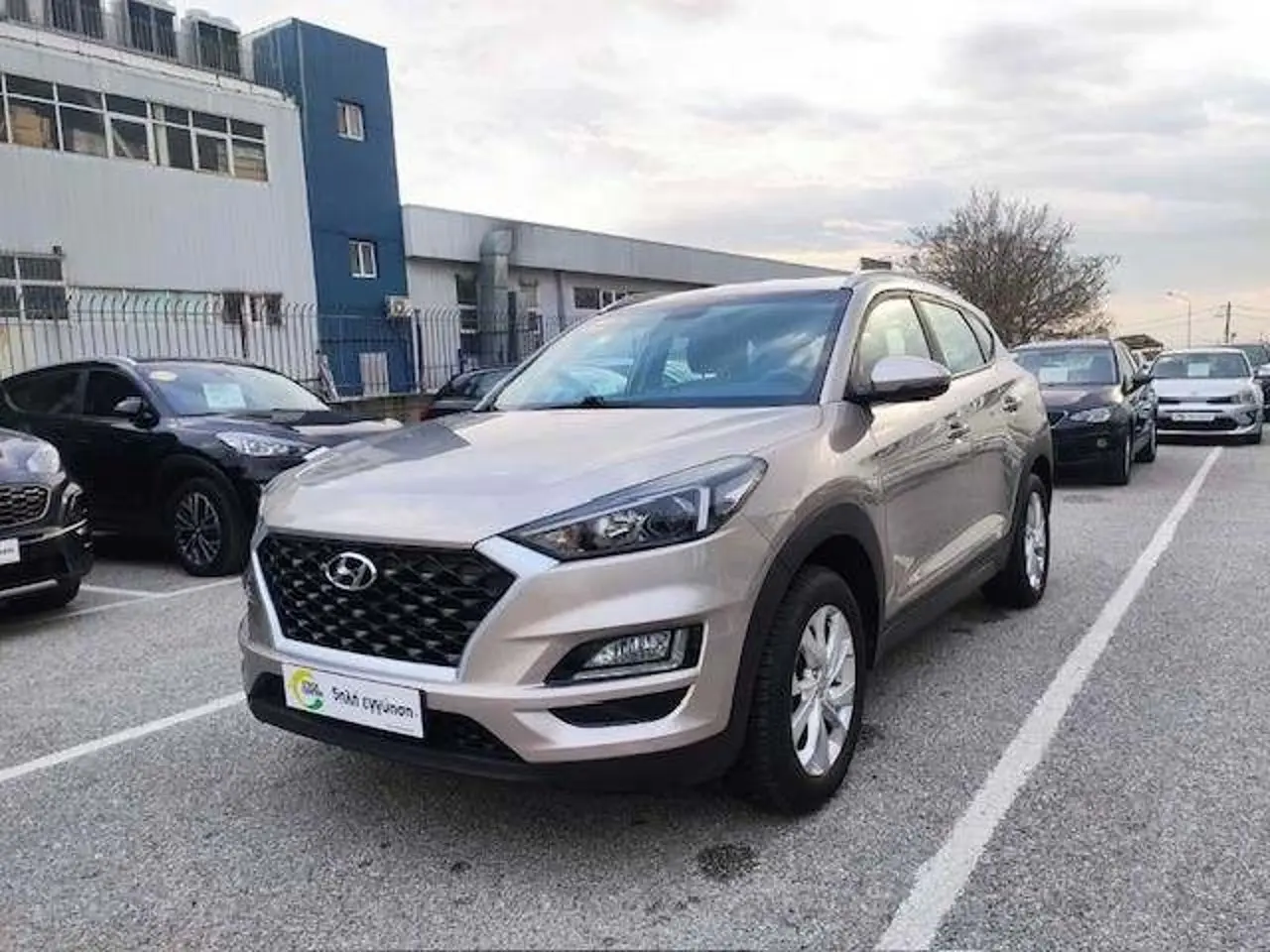 Hyundai Tucson - View 3