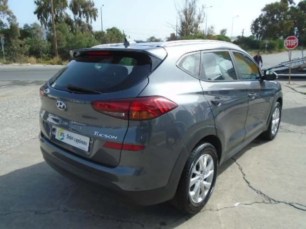 Hyundai Tucson - View 3