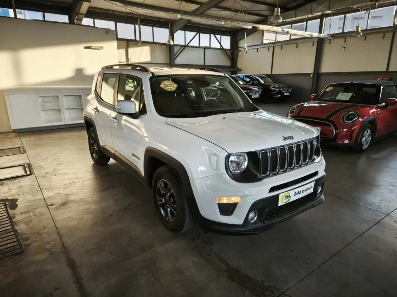 Jeep Renegade - View 2