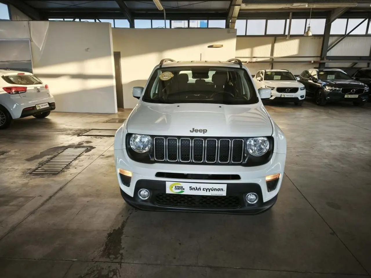 Jeep Renegade - View 3
