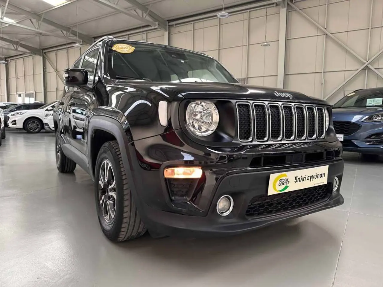 Jeep Renegade - View 1