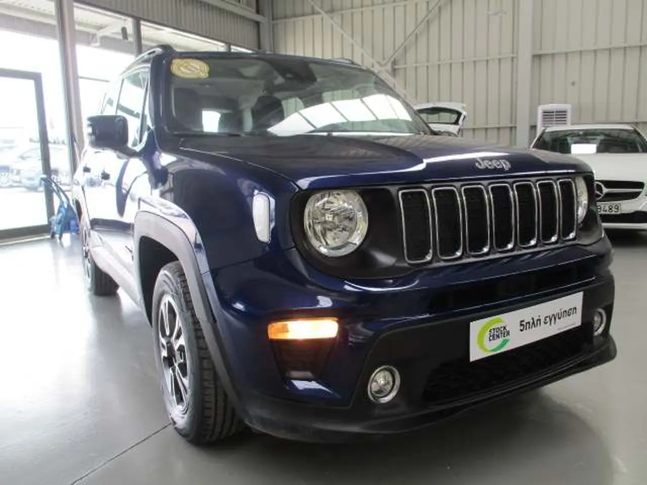 Jeep Renegade - View 1