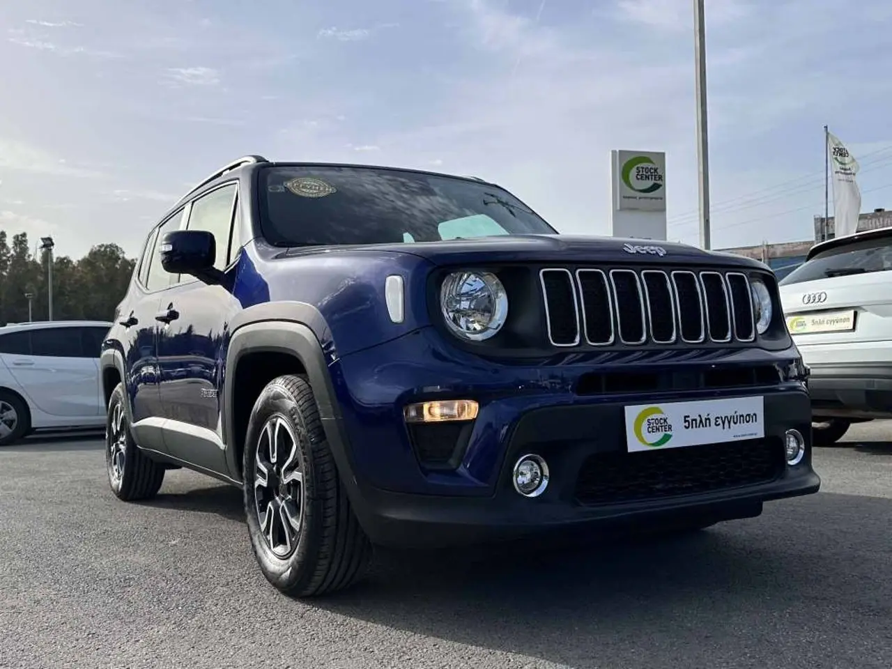 Jeep Renegade - View 1