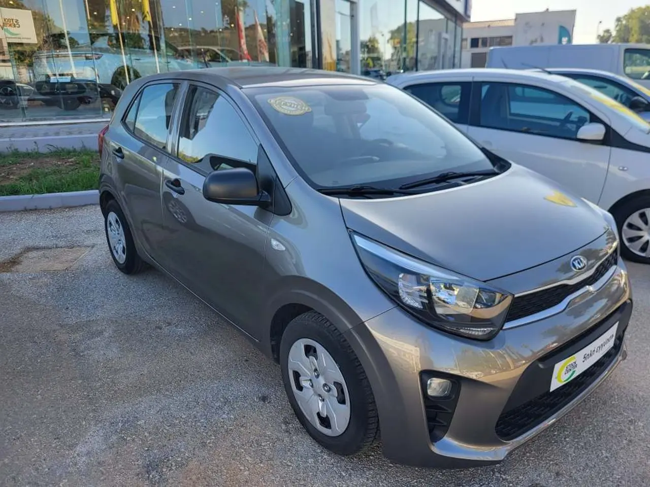 Kia Picanto - View 1