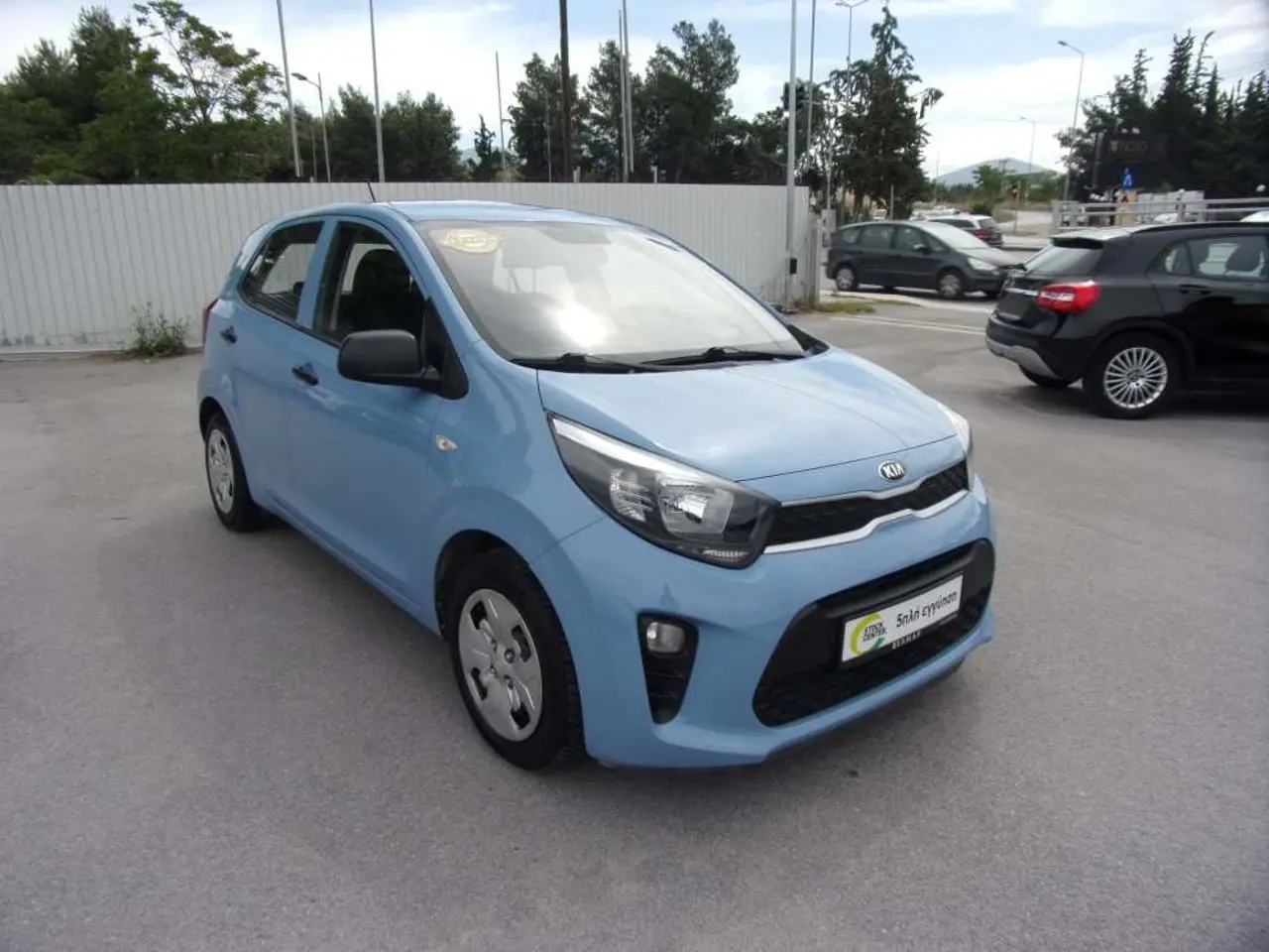 Kia Picanto - View 1