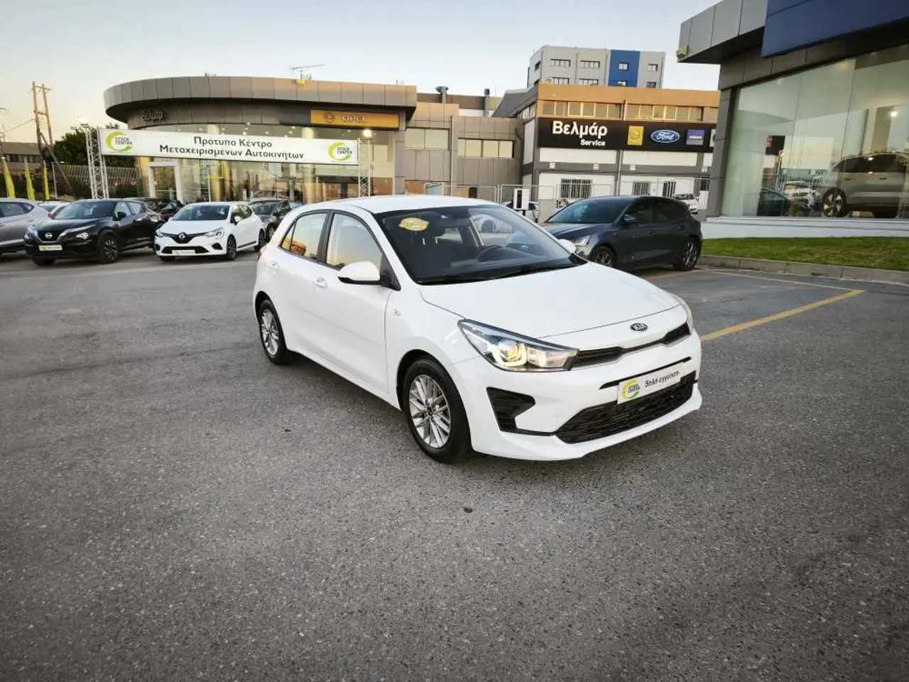 Kia Rio - View 2