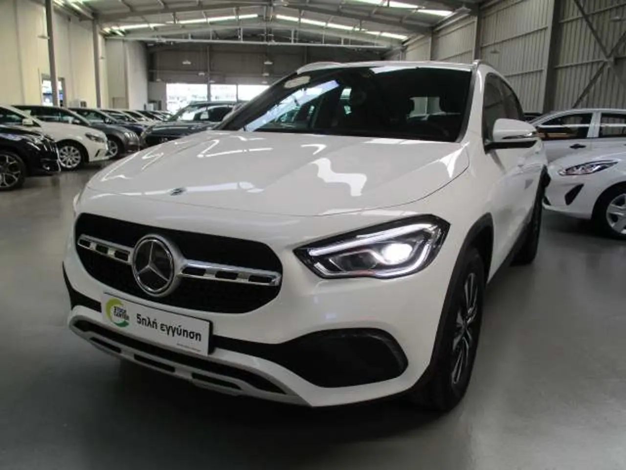 Mercedes-Benz GLA - View 3