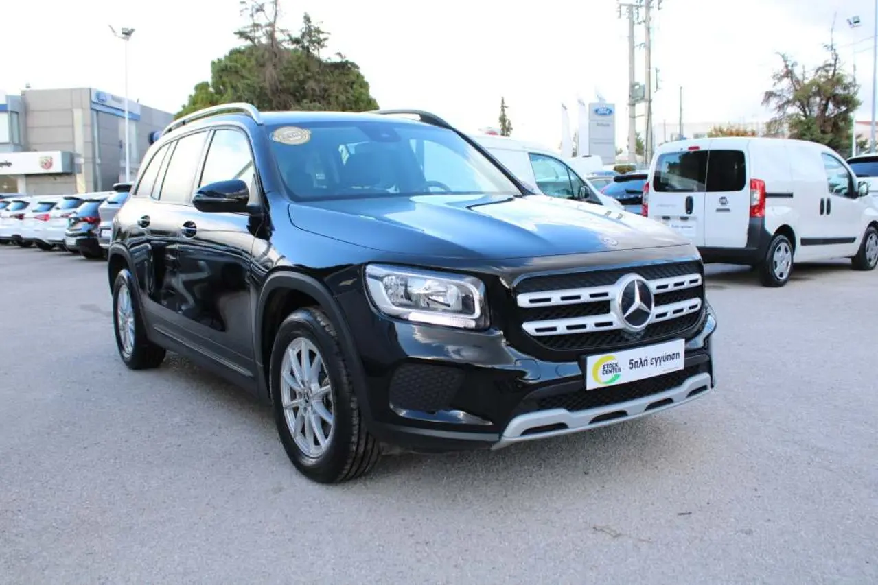 Mercedes-Benz GLB - View 1