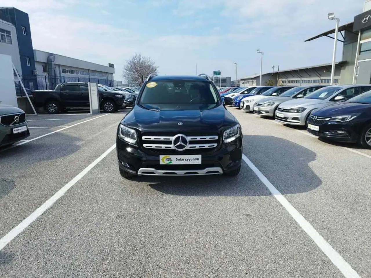 Mercedes-Benz GLB - View 2