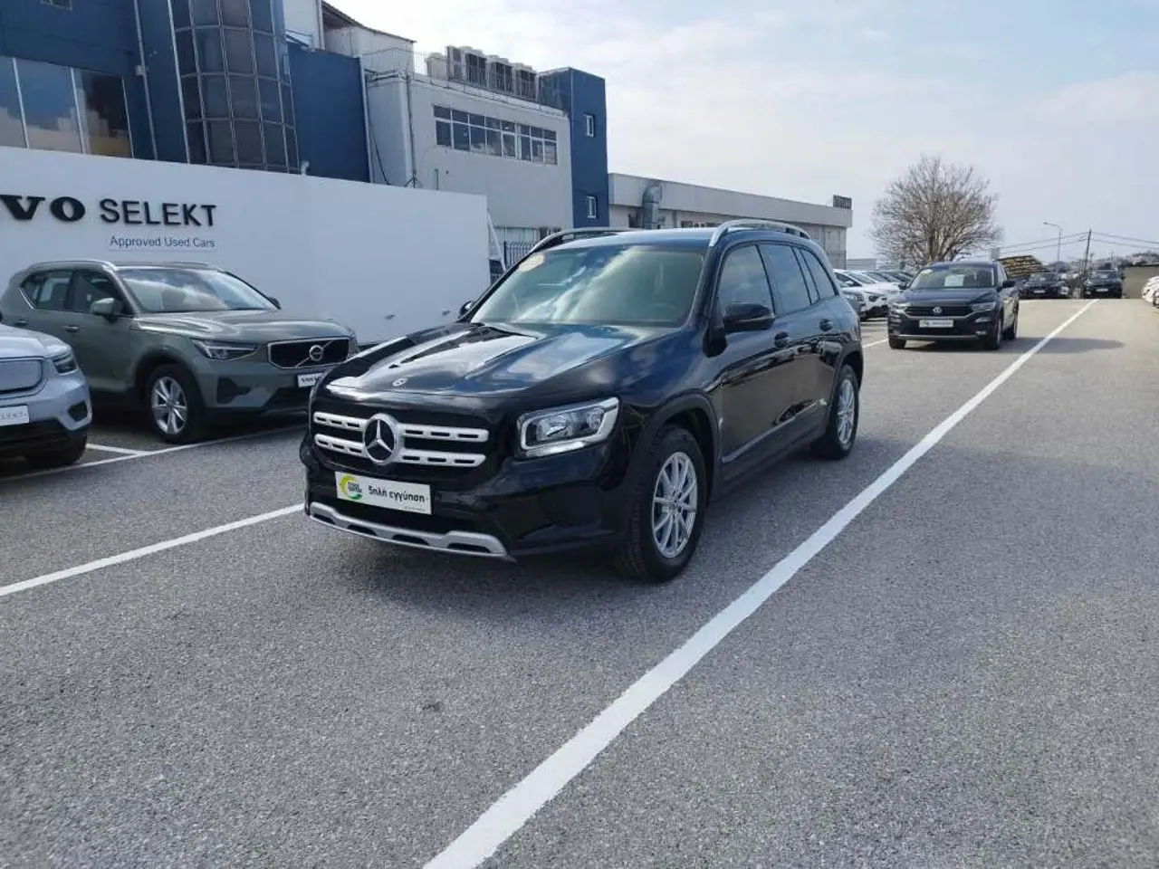 Mercedes-Benz GLB - View 3