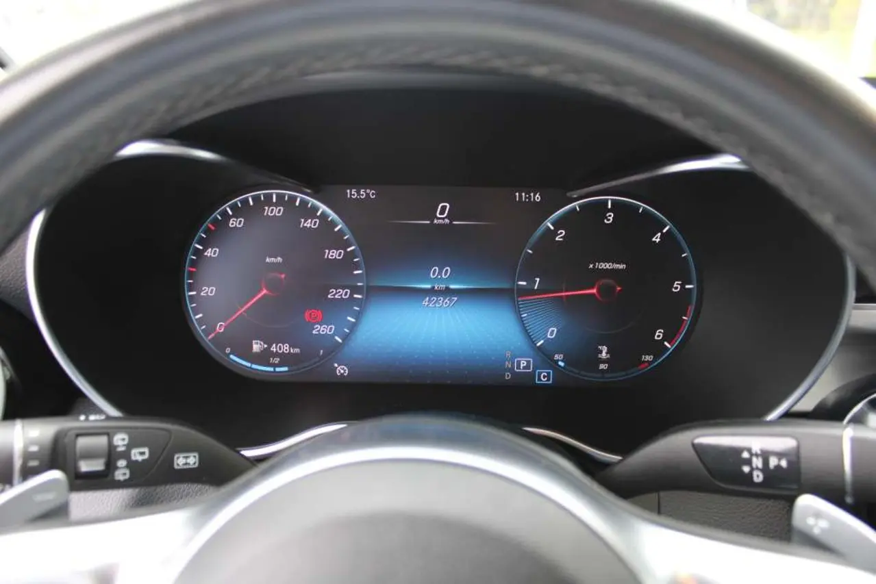 https://cdn.autoq.gr/websites/stock-center.gr/images/vehicles/mercedes-benz-glc-220-5-hronia-eggyisi-4matic-progressive-autox9-diesel-mpez-2020/mercedes-glc220-xeh-3015-12.jpg