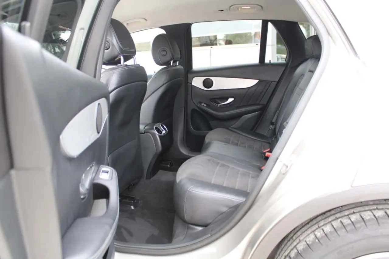 https://cdn.autoq.gr/websites/stock-center.gr/images/vehicles/mercedes-benz-glc-220-5-hronia-eggyisi-4matic-progressive-autox9-diesel-mpez-2020/mercedes-glc220-xeh-3015-18.jpg