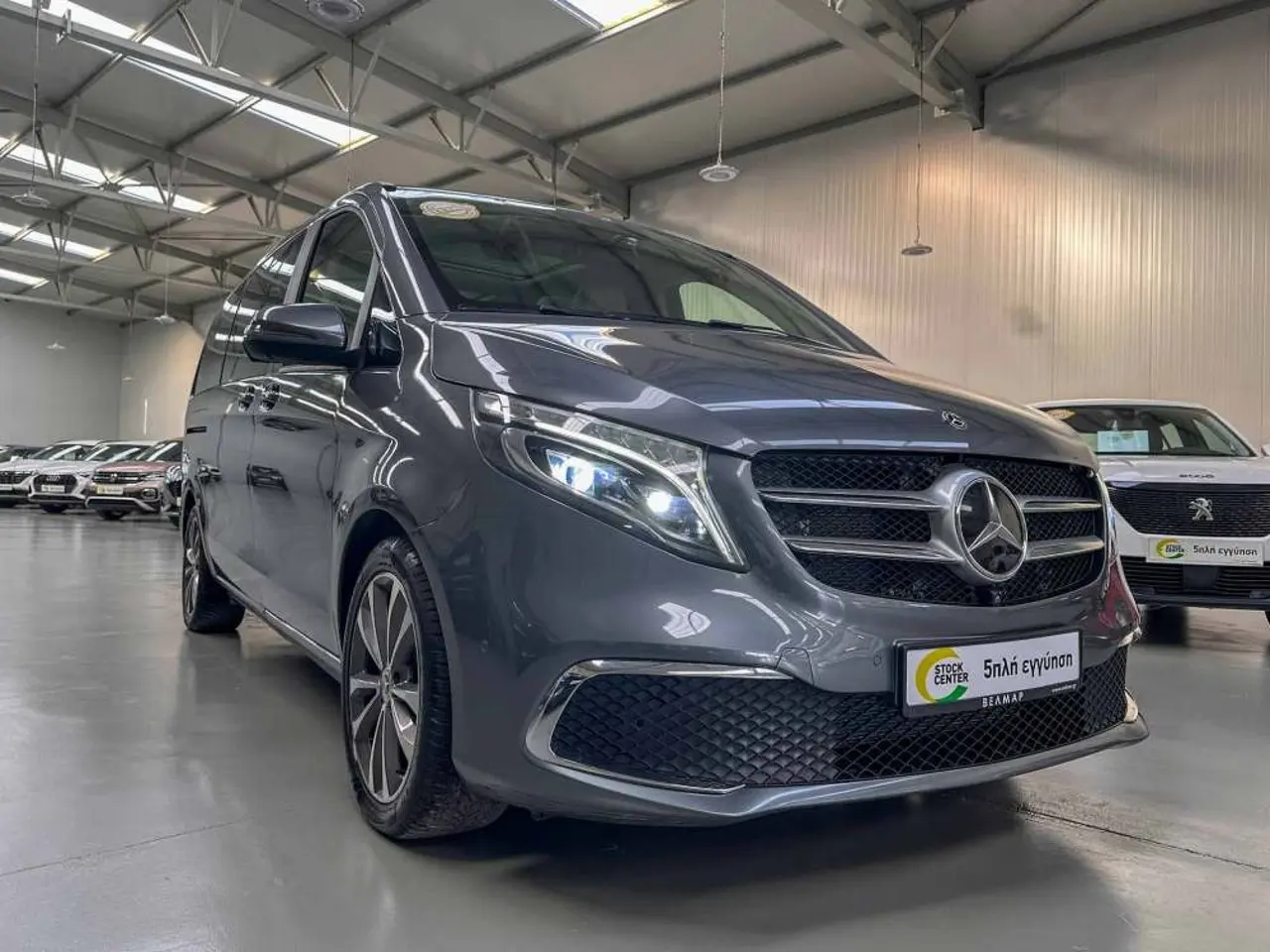 Mercedes-Benz V-class - View 1