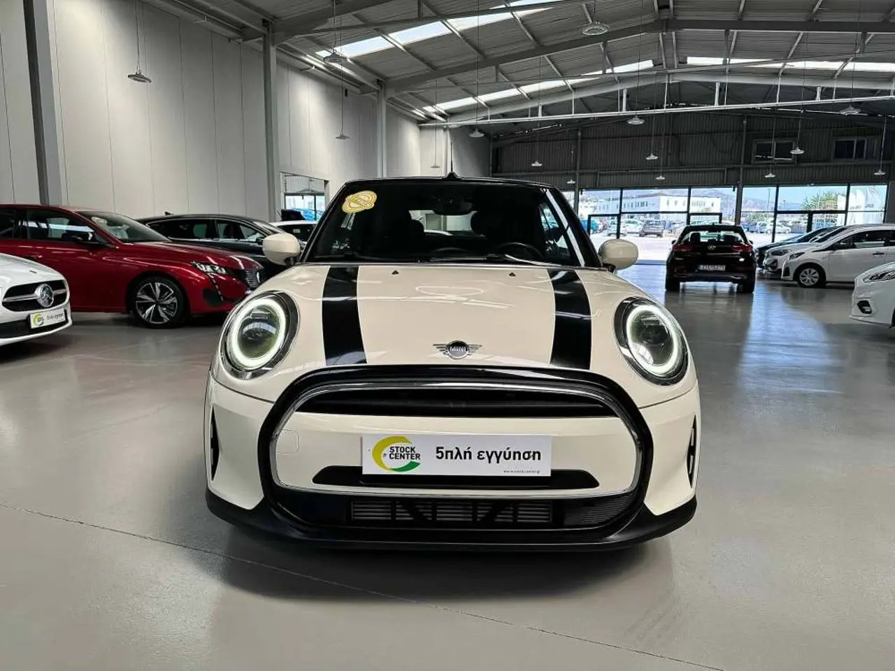 Mini Cooper - View 3
