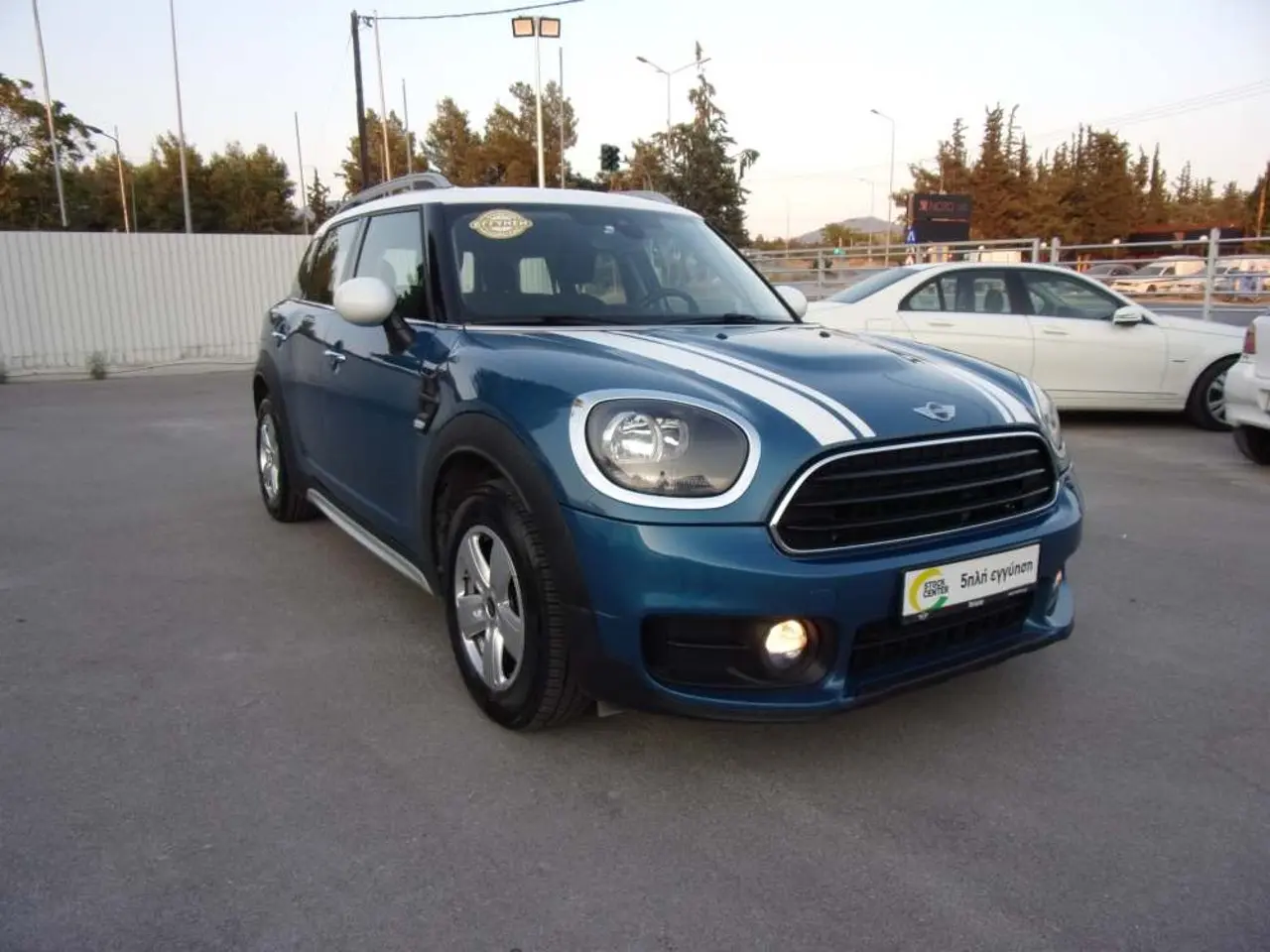 Mini Countryman - View 2