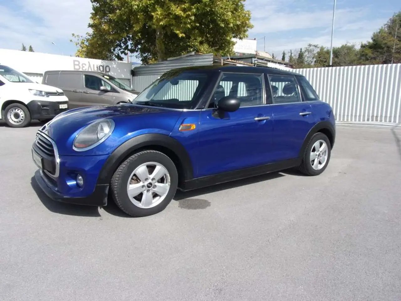 Mini One - View 3