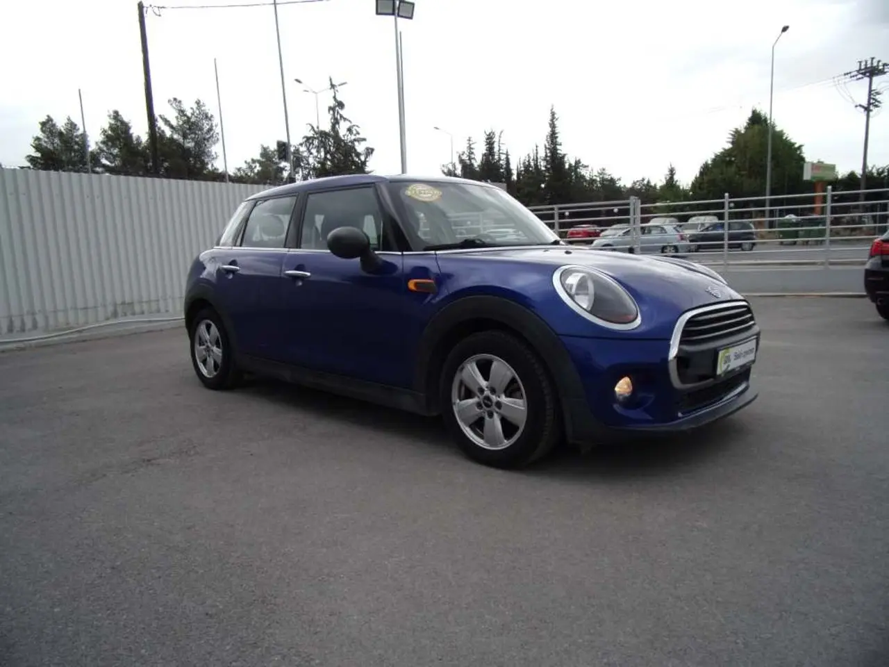 Mini One - View 1