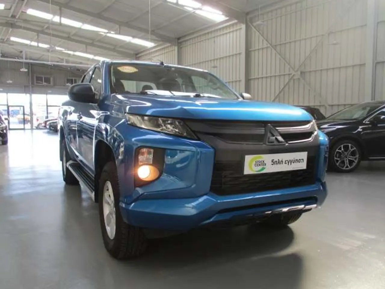 Mitsubishi L200 - View 1