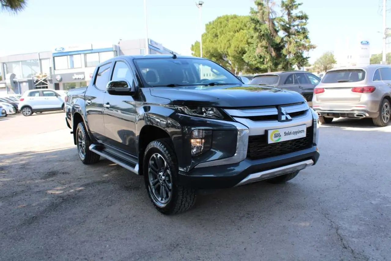 Mitsubishi L200 - View 1