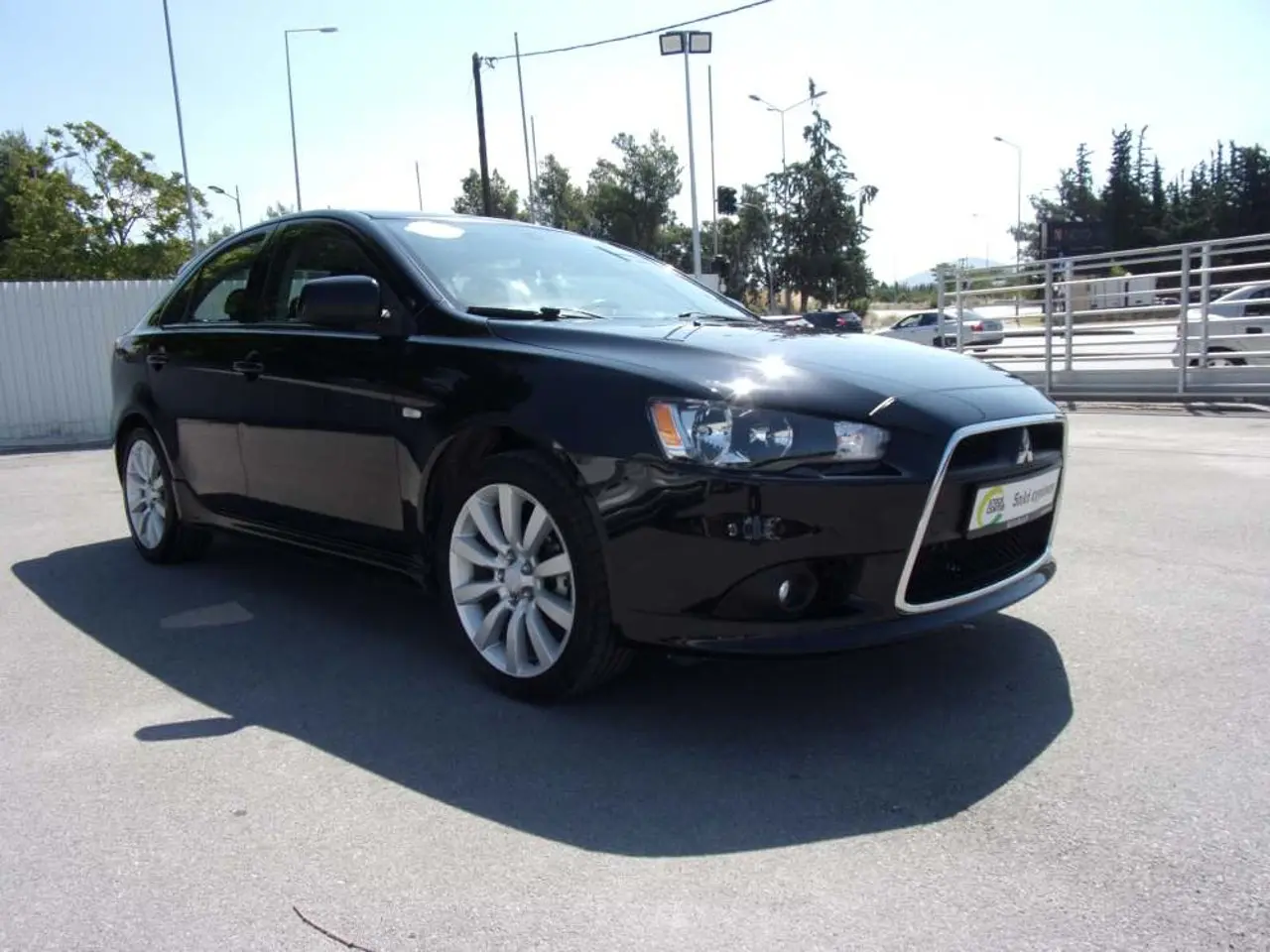 Mitsubishi Lancer - View 1