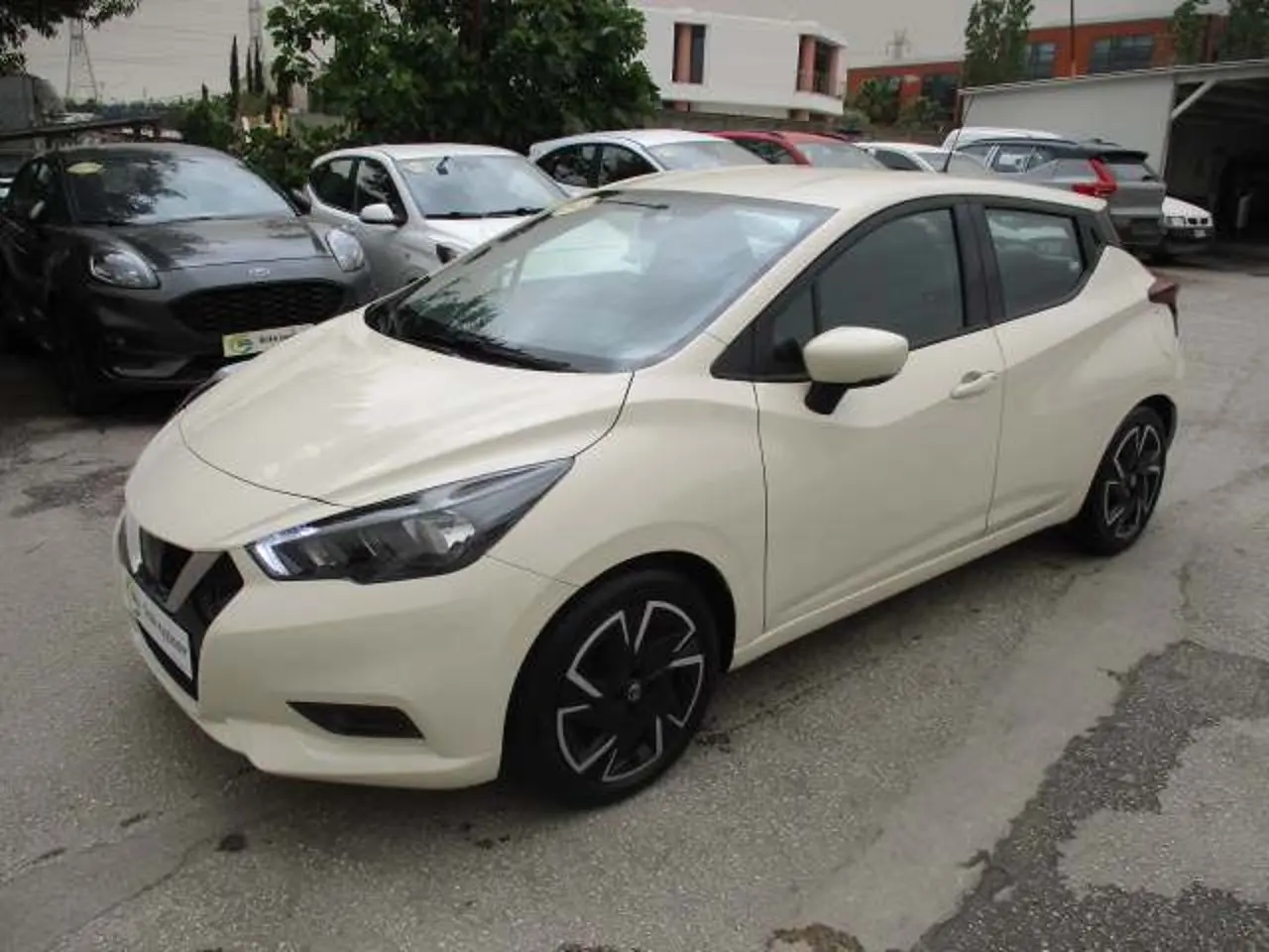 Nissan Micra - View 3