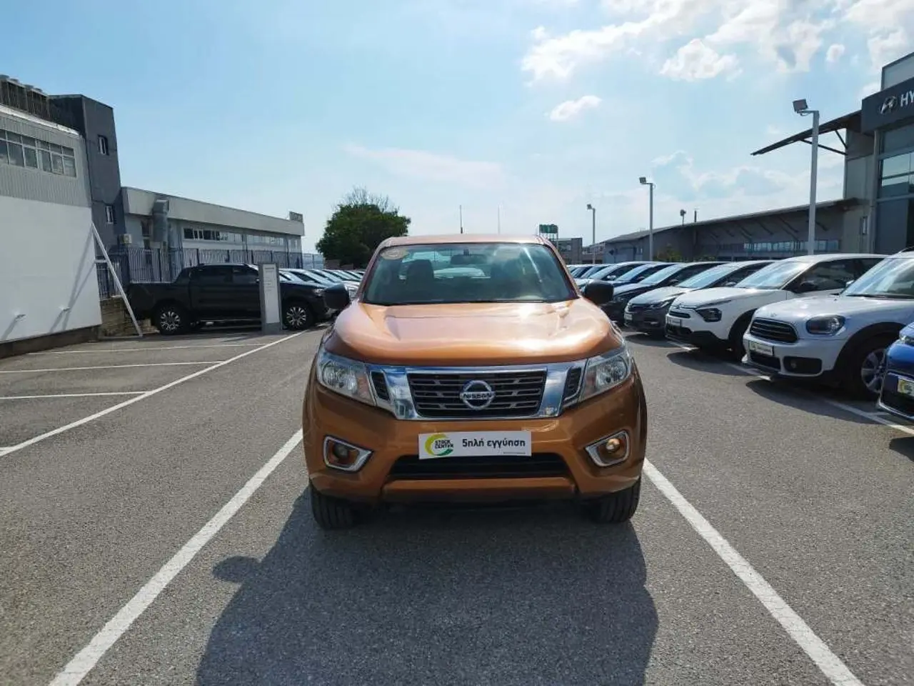 Nissan Navara - View 2