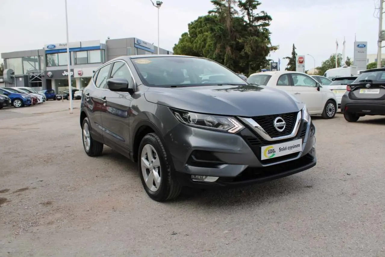 Nissan Qashqai - View 1