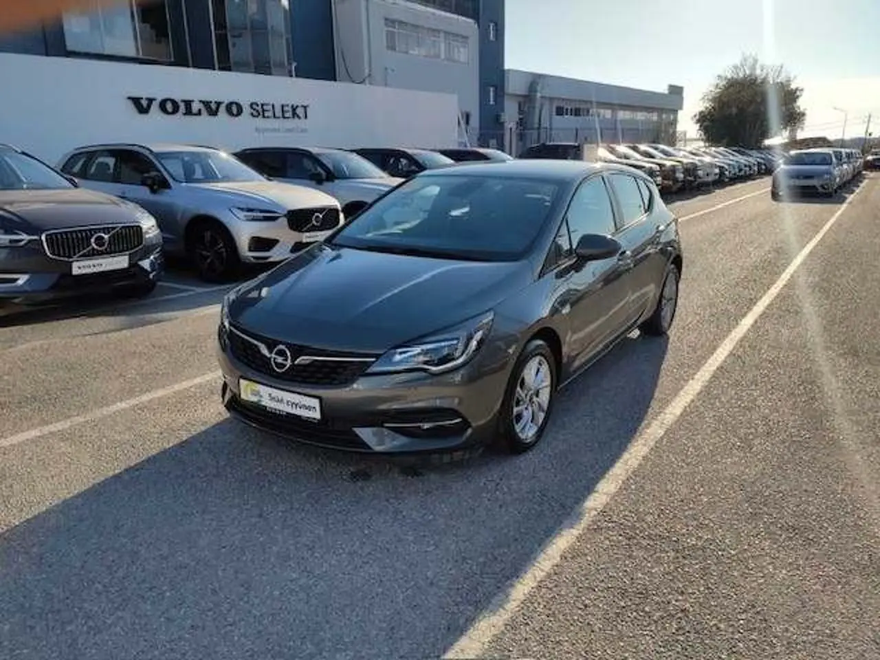 Opel Astra - View 3