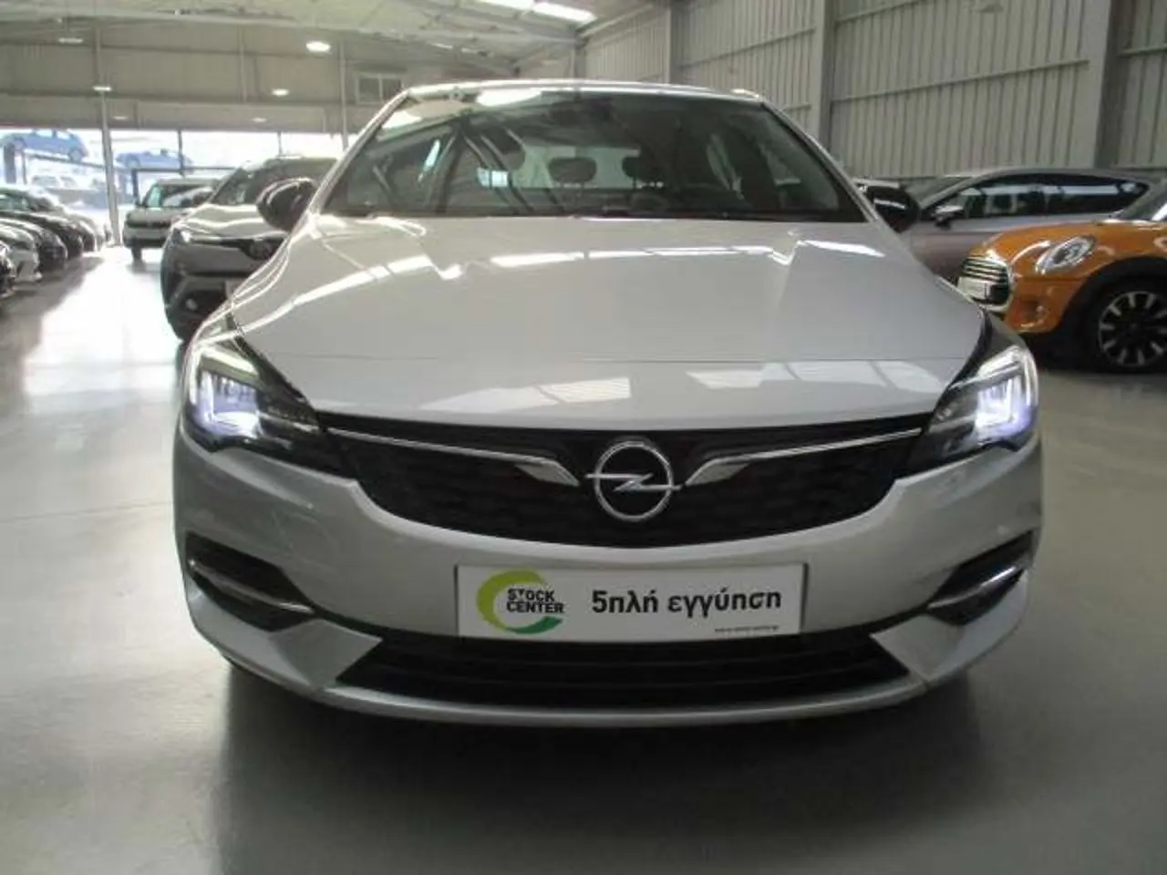 Opel Astra - View 2