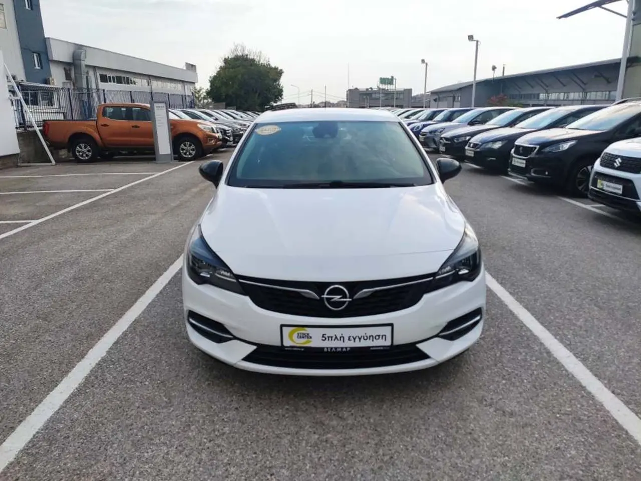 Opel Astra - View 3