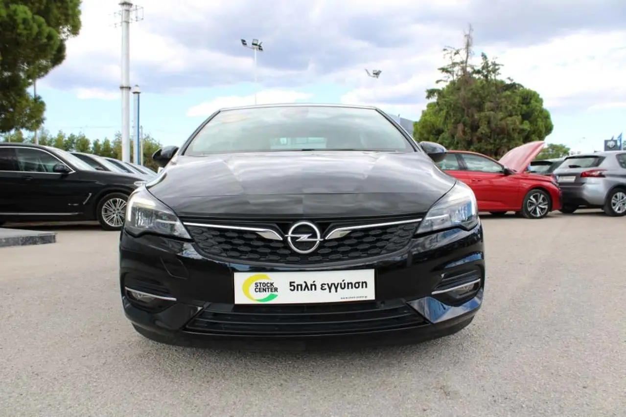Opel Astra - View 2