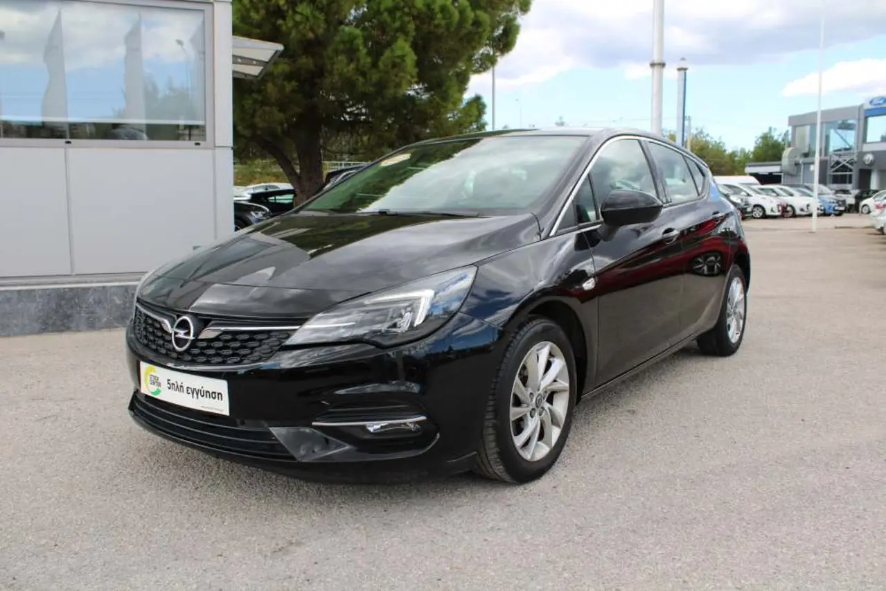 Opel Astra - View 3