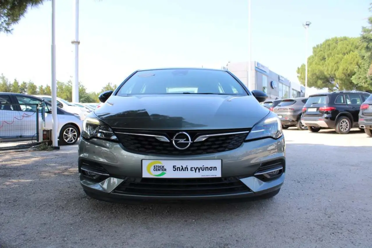 Opel Astra - View 2