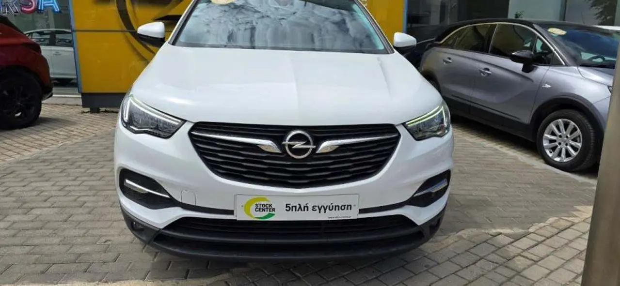 Opel Grandland - View 2