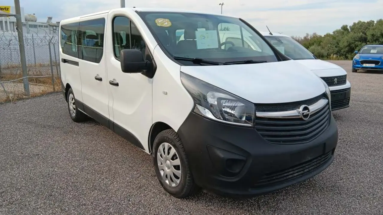 Opel Vivaro - View 1