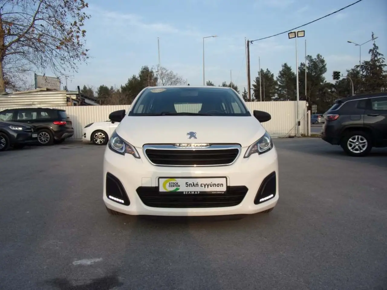 Peugeot 108 - View 2