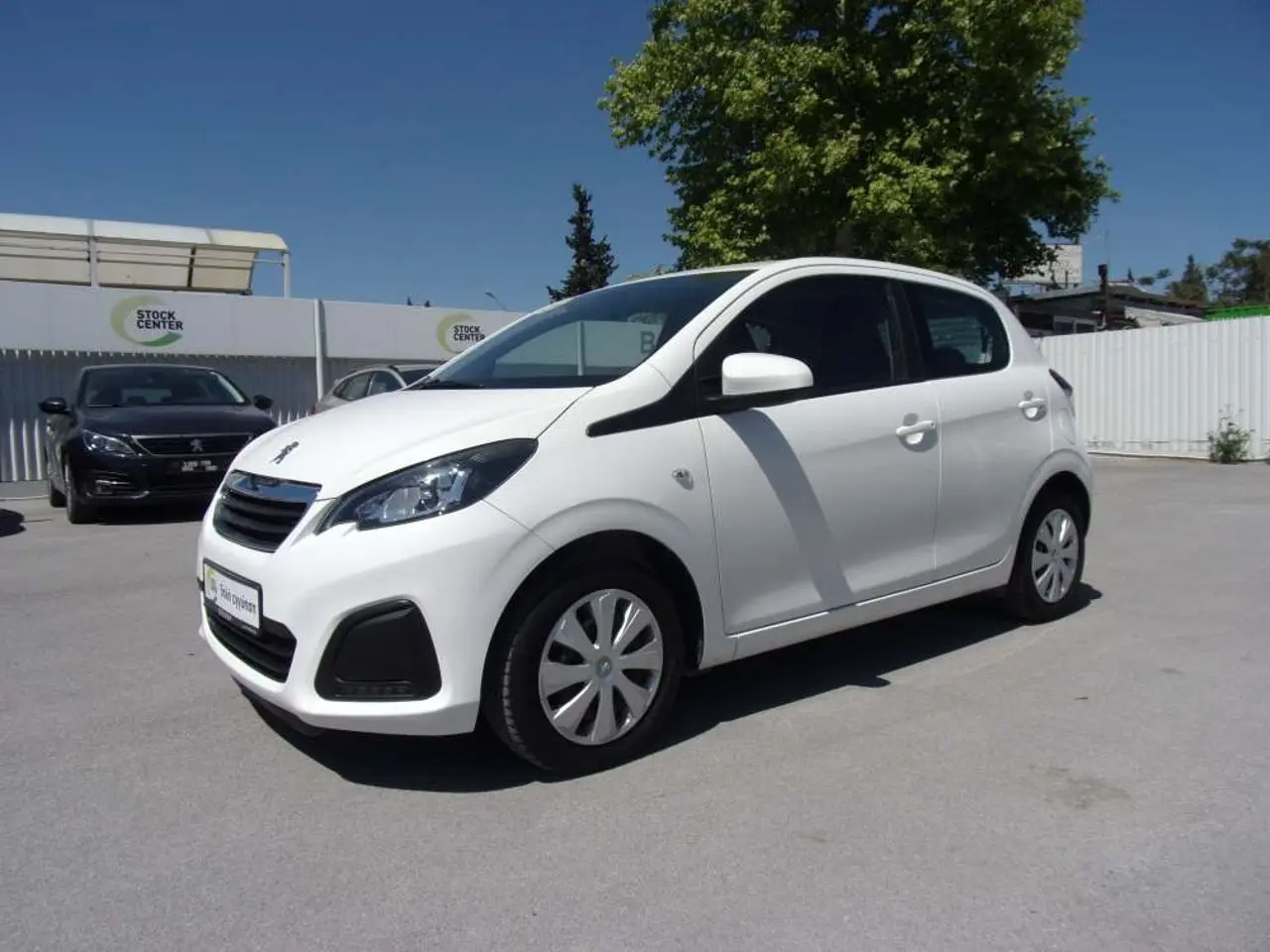 Peugeot 108 - View 3