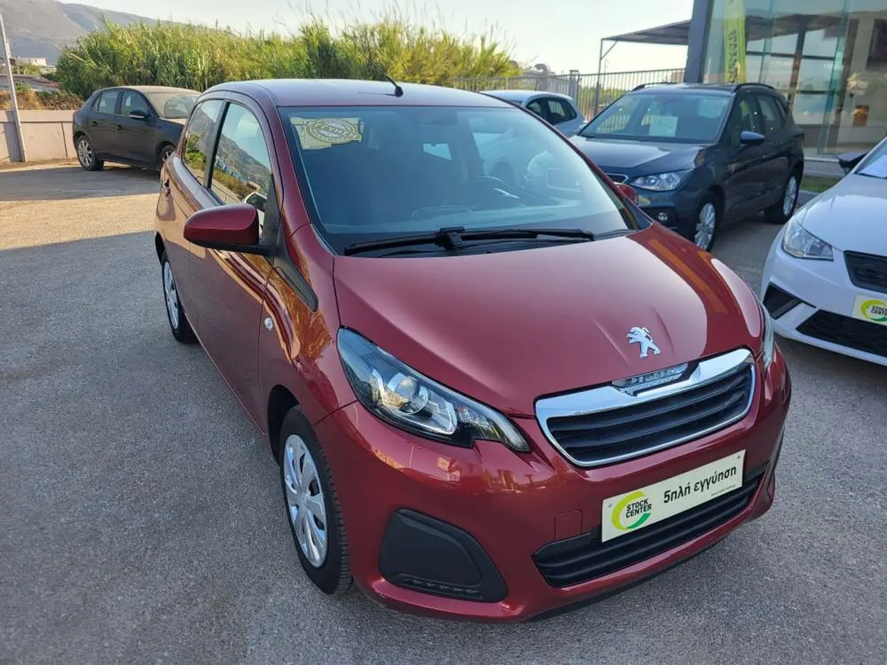 Peugeot 108 - View 2
