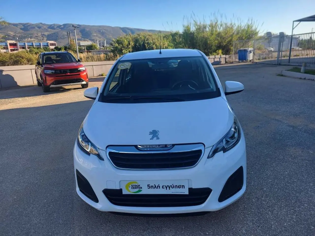 Peugeot 108 - View 2
