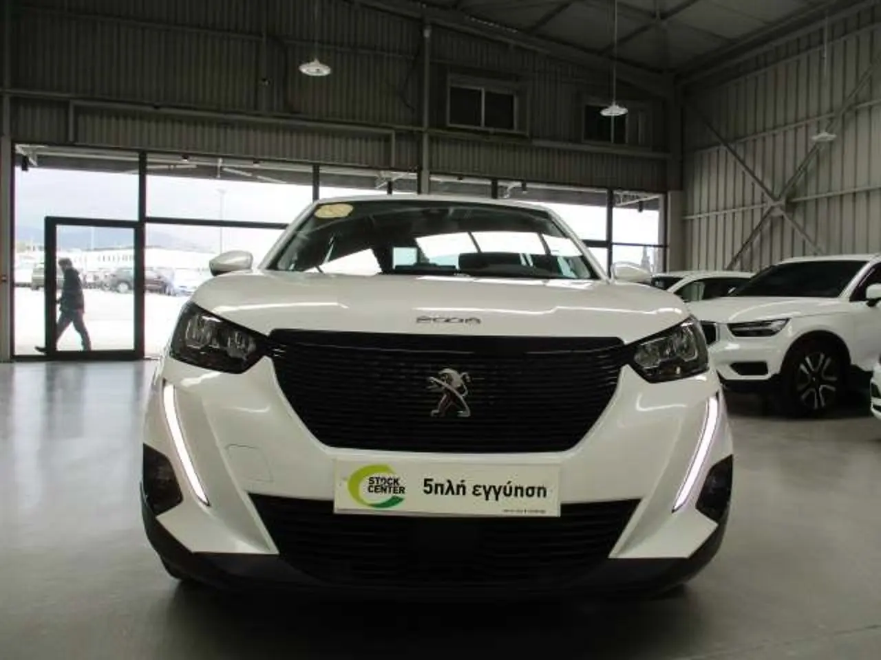 Peugeot 2008 - View 2