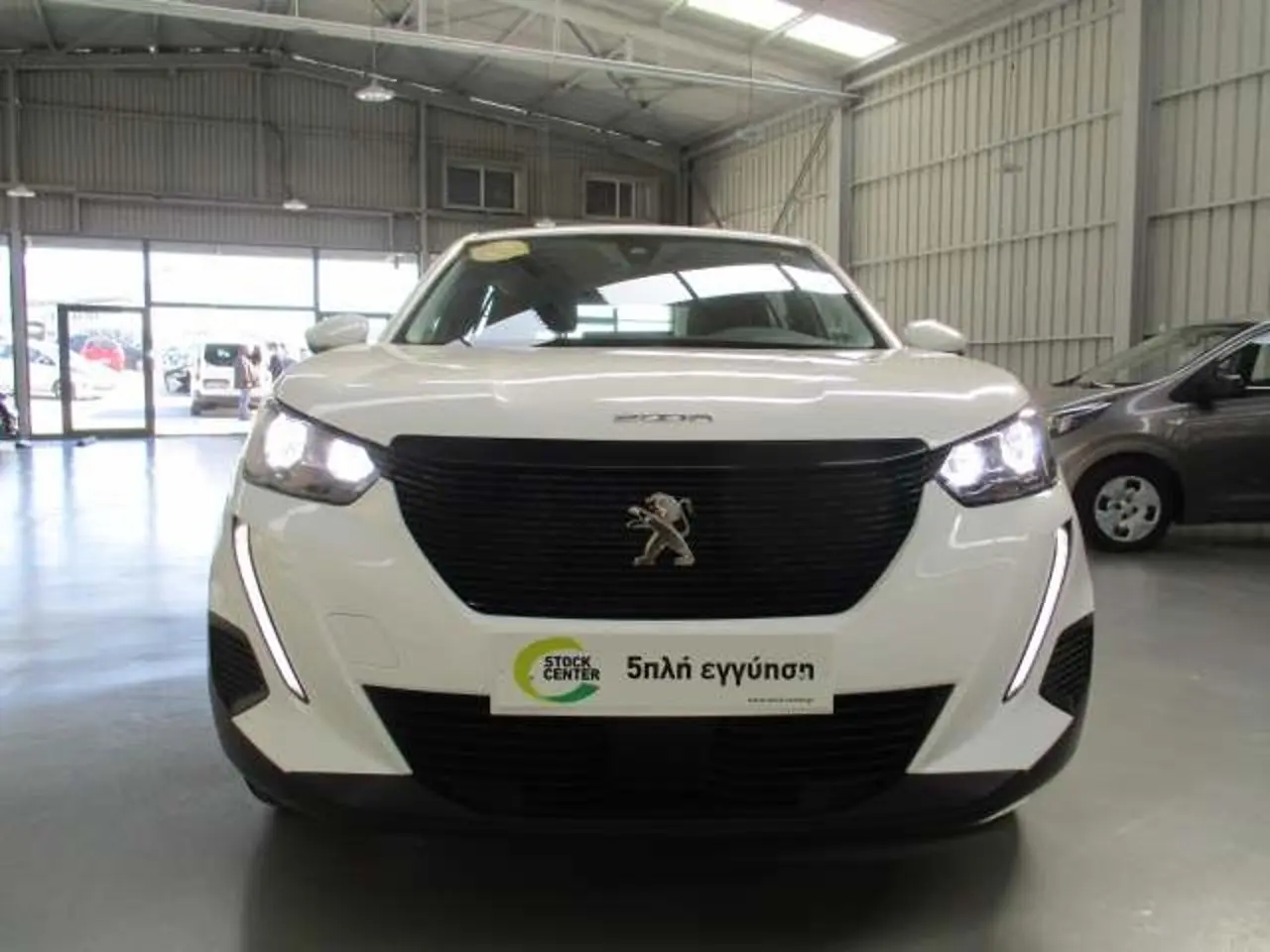 Peugeot 2008 - View 2