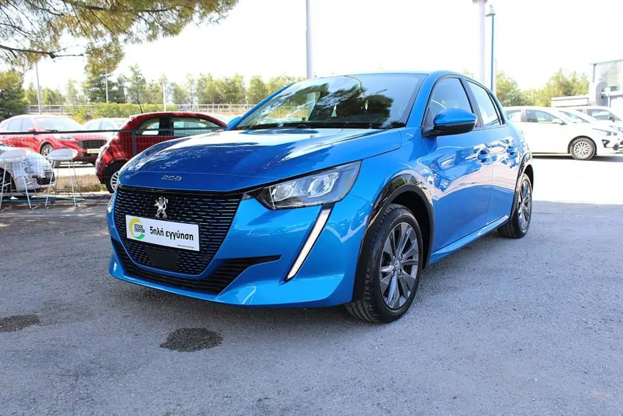 Peugeot 208 - View 3